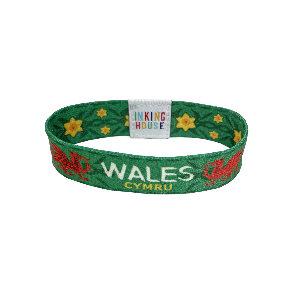 Set of Wales flag elastic Wrist band wristband / Key tag gift welsh dragon daffodil