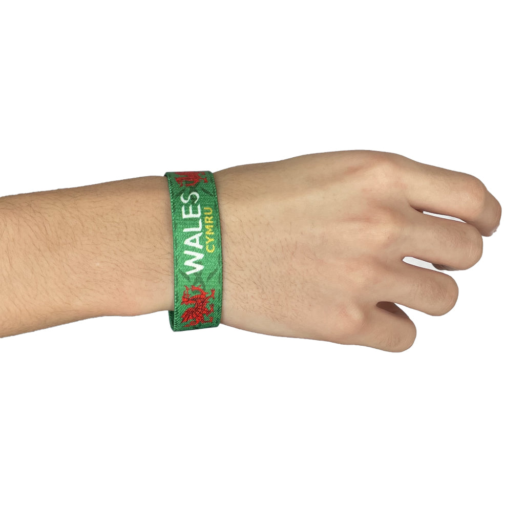 Set of Wales flag elastic Wrist band wristband / Key tag gift welsh dragon daffodil