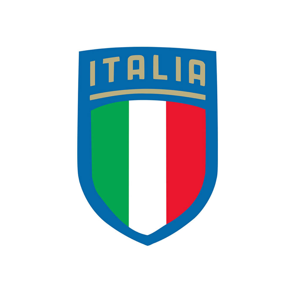 Set of 2 x Italy Team Crest Iron on Screen Print Transfers for Fabrics Machine Washable Italian Flag Crest patch